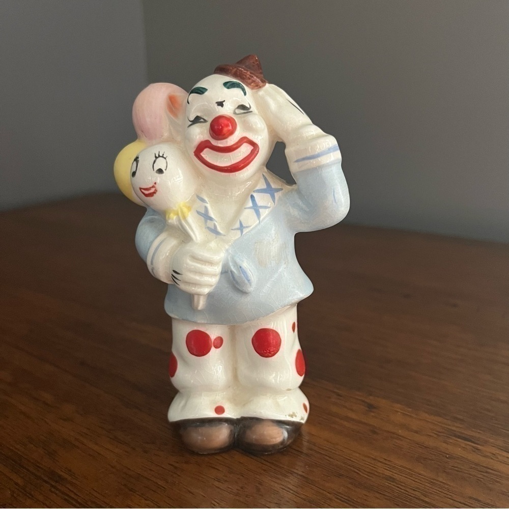 Vintage Porcelain Clown with Smiling Anamorphic Balloons - Marked Japan